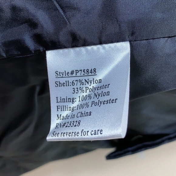 Pendleton Quilted Black Full Zip Light Weight Puffer Vest - Size M - Picture 5 of 8